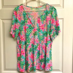 Cute Lilly Pulitzer Top